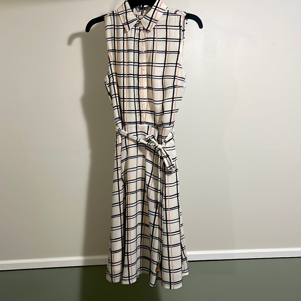 Banana Republic Sleeveless Dress with front tie
